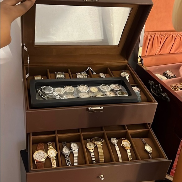 Please LIKE THIS FLYER SO YOU WILL KNOW WHEN IM LIVE & READY TO Go don’t miss it - Picture 6 of 12